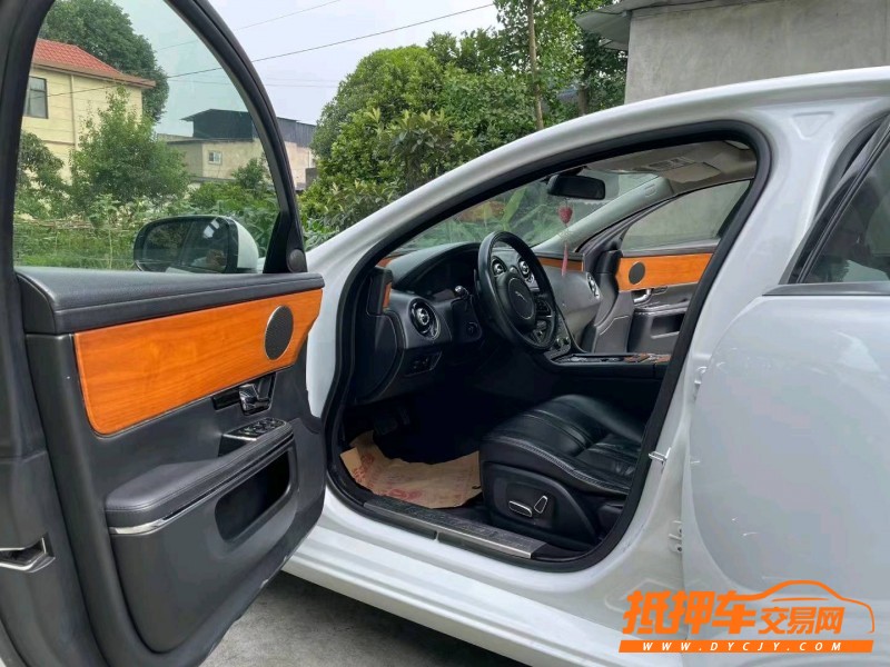 綿陽13年捷豹XJL3