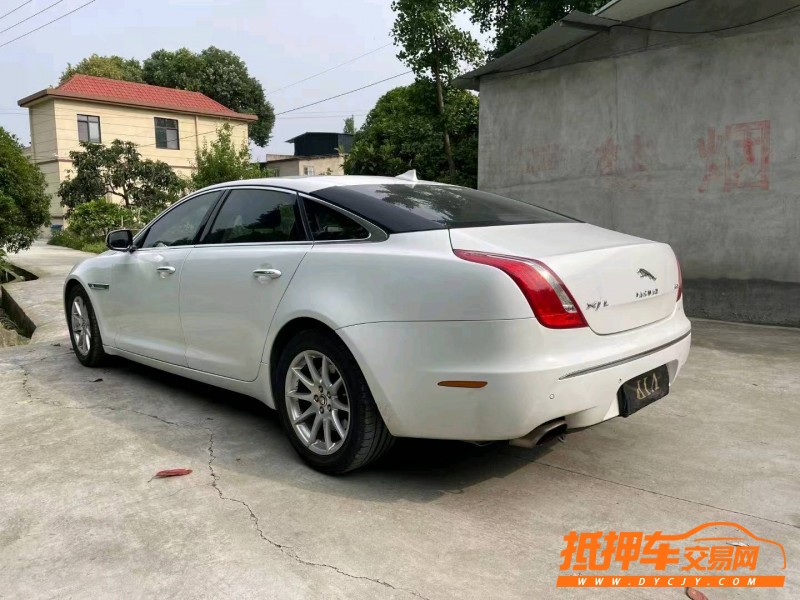 綿陽13年捷豹XJL5