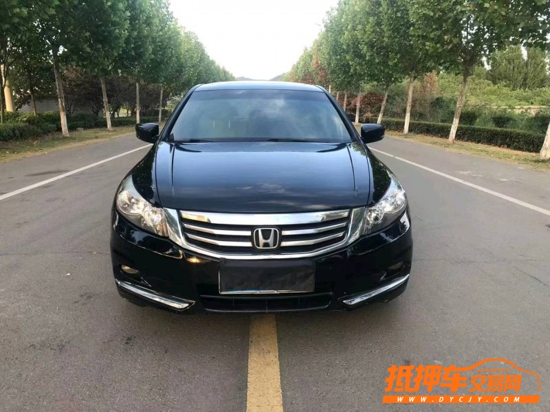 徐州13年本田雅阁1