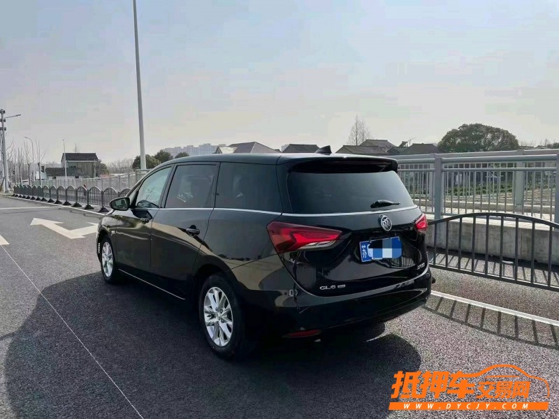 南通18年別克GL62