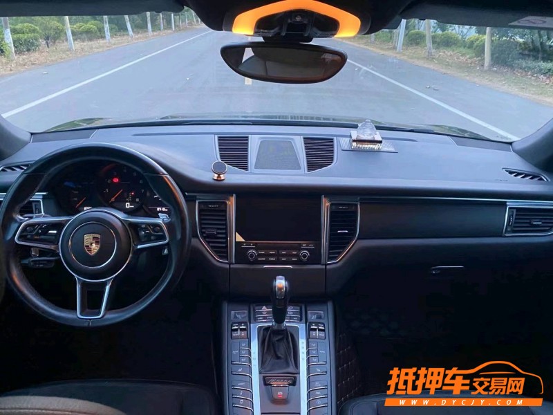 徐州16年保時捷Macan6