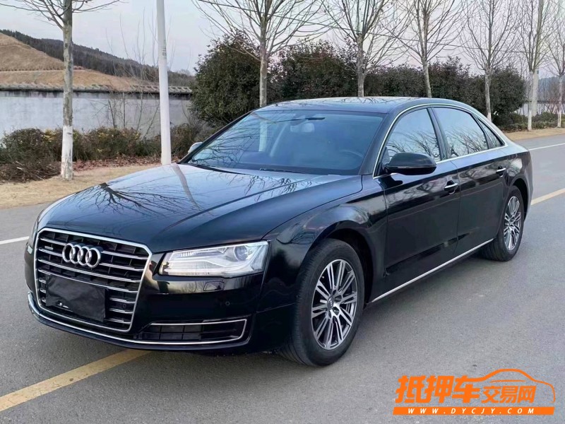 徐州17年奥迪A8L3