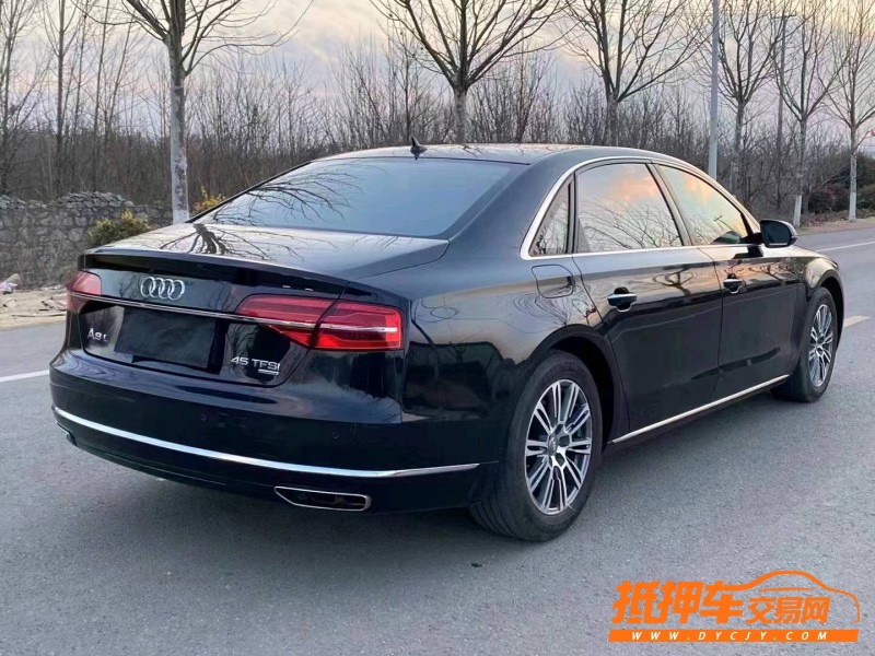 徐州17年奥迪A8L7