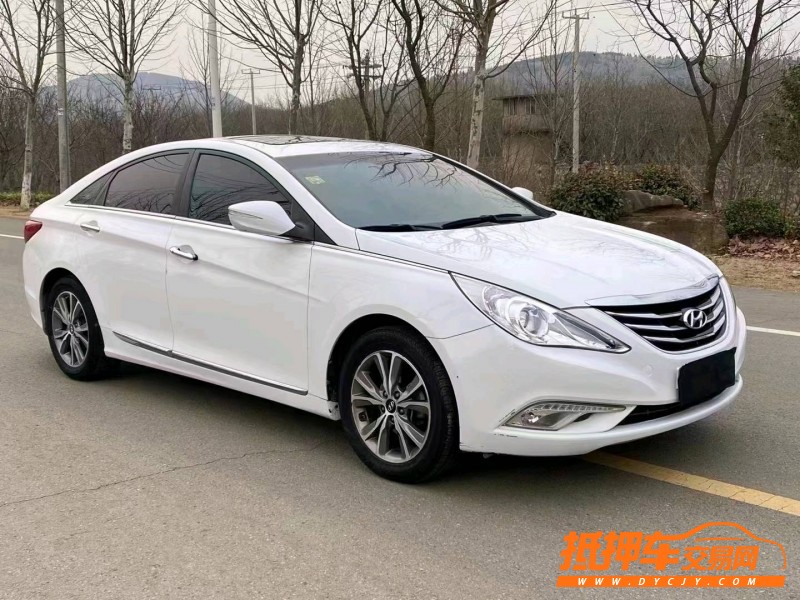 徐州17年现代索纳塔八2