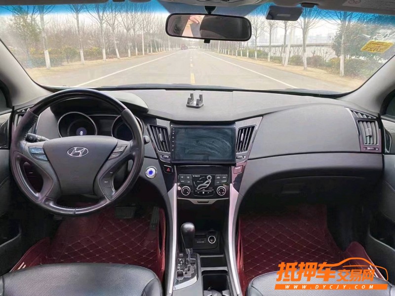 徐州17年现代索纳塔八4