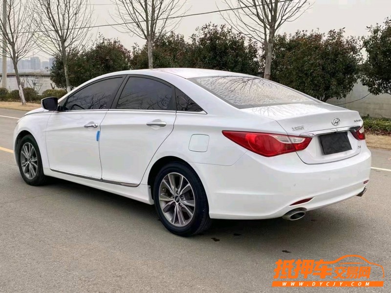 徐州17年现代索纳塔八7