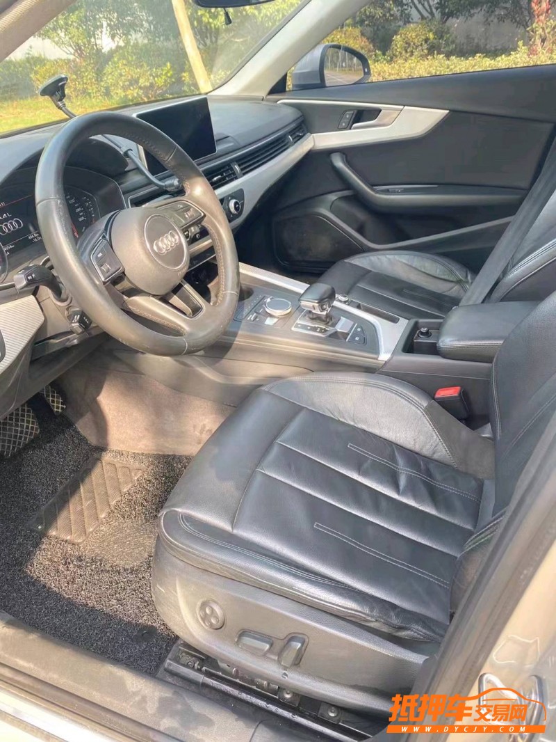 徐州17年奥迪A4L4