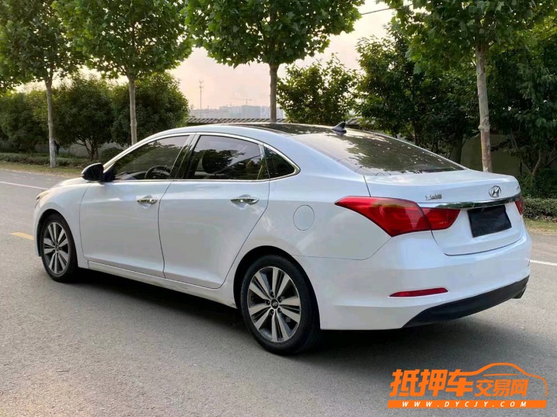 徐州16年现代名图8