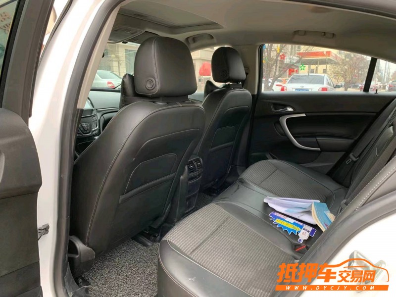 聊城17年别克君威2