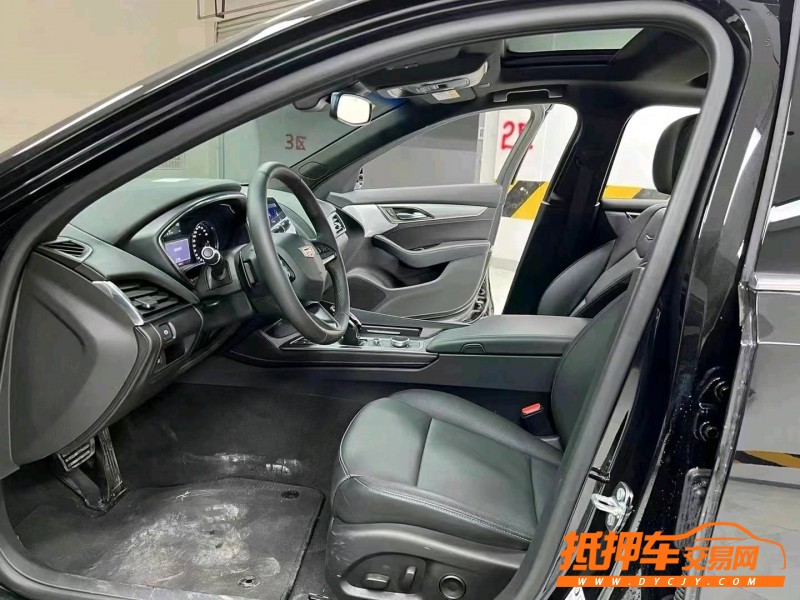 成都21年凱迪拉克CT54
