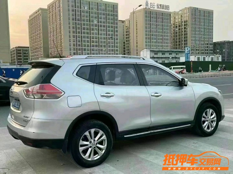 廣州15年日產奇駿10