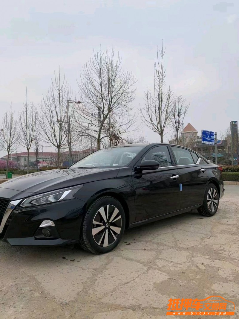 安陽21年日產天籟3