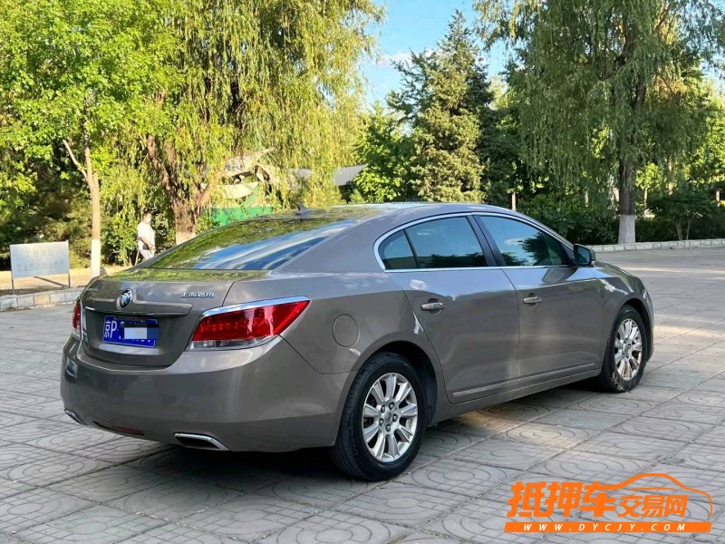 北京11年别克君越4