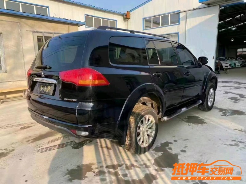 沈阳14年三菱帕杰罗4