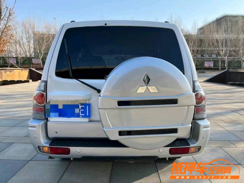 沈阳12年三菱帕杰罗7