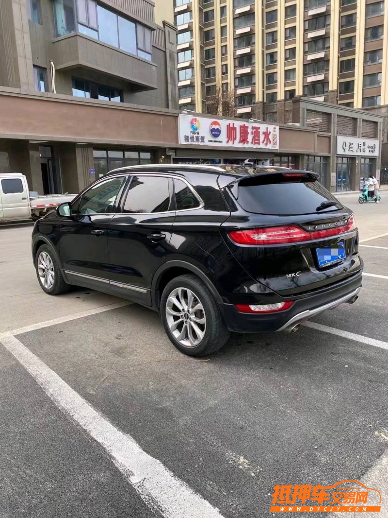 青島17年林肯MKC8