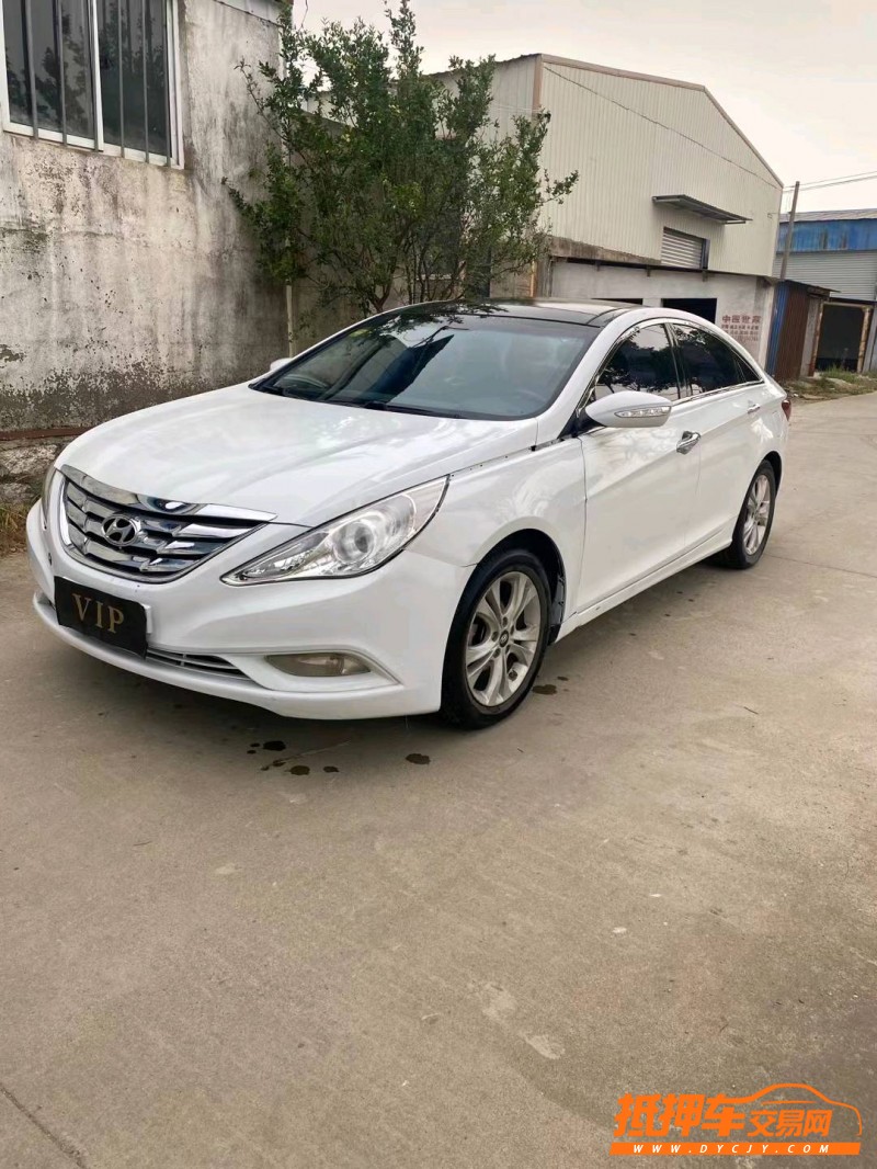 徐州12年现代索纳塔八3