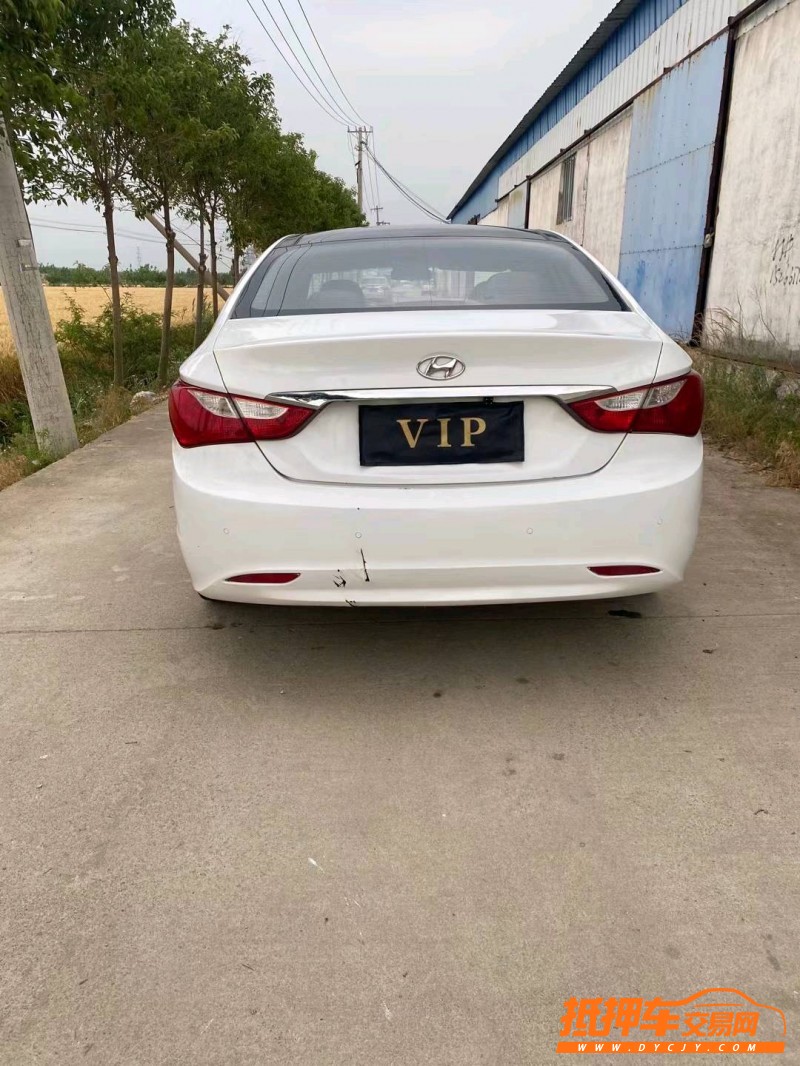 徐州12年现代索纳塔八9