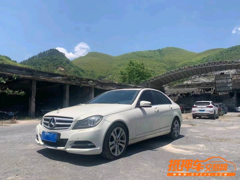 金華12年奔馳C1