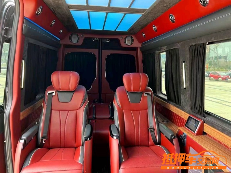 潍坊13年奔驰斯宾特8