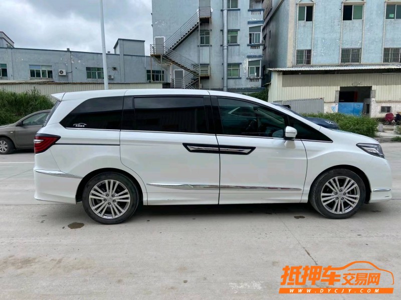 东莞19年本田艾力绅8