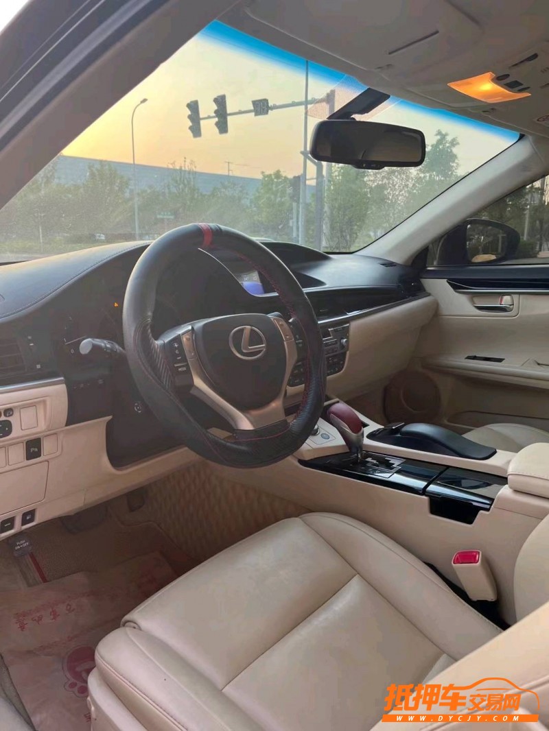 徐州16年雷克萨斯ES6