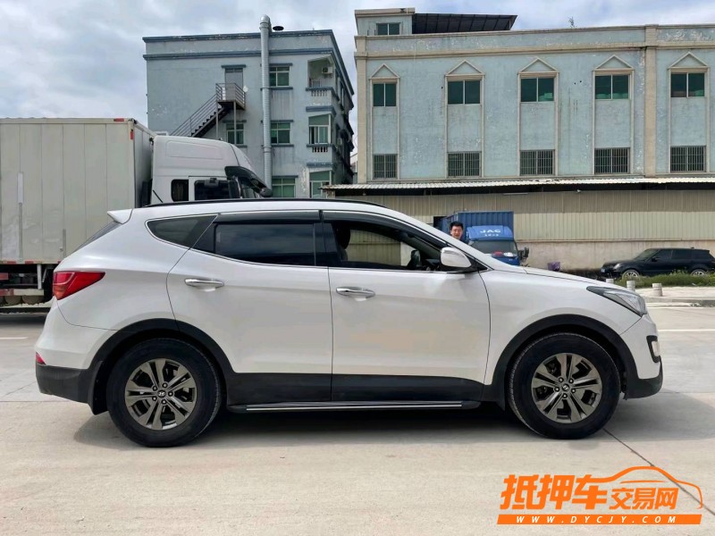 东莞13年现代全新胜达2