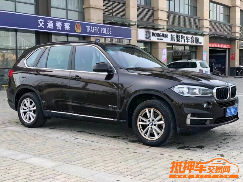 延安15年寶馬X58