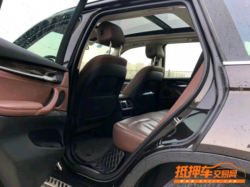 延安15年寶馬X52
