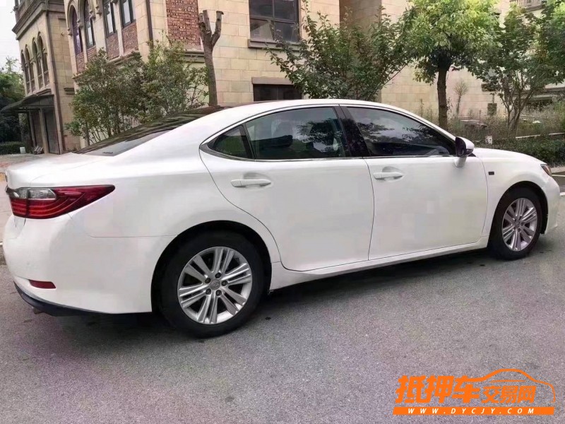 徐州13年雷克萨斯ES7