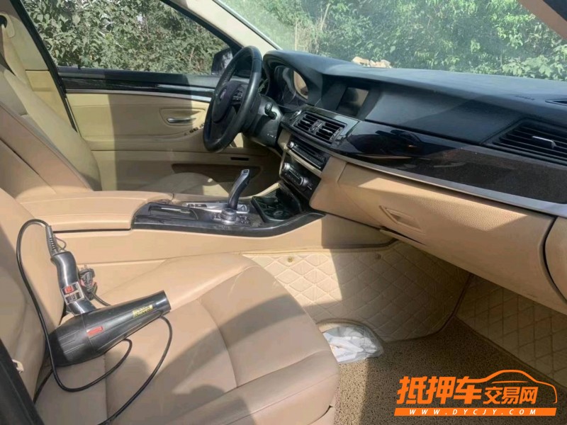 北京13年宝马5系4