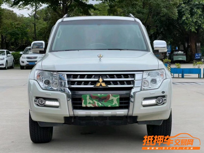 东莞18年三菱欧蓝德1