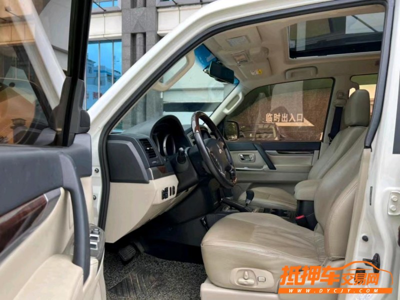 东莞18年三菱欧蓝德7