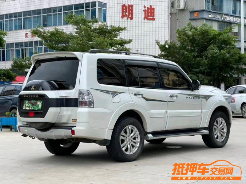 东莞18年三菱欧蓝德8