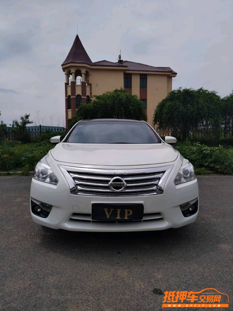 沈陽15年日產天籟1