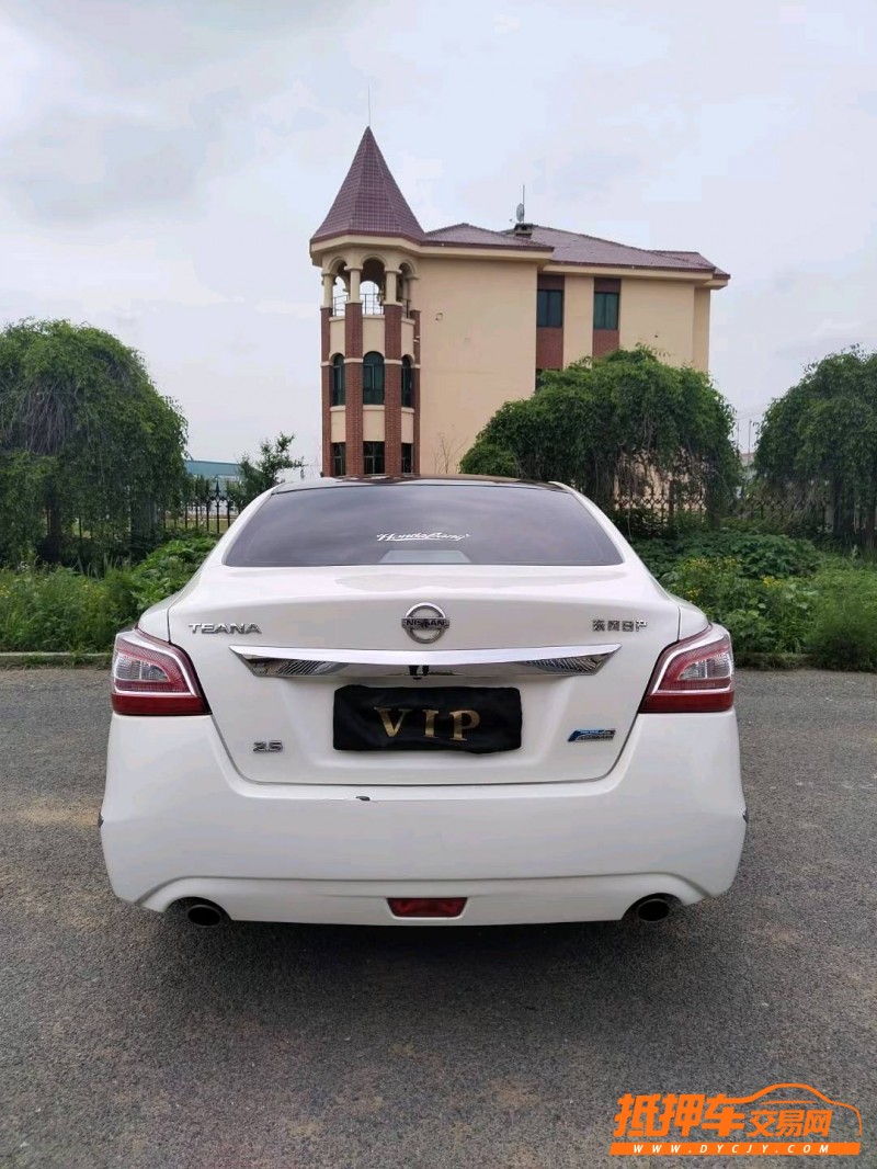 沈陽15年日產天籟9
