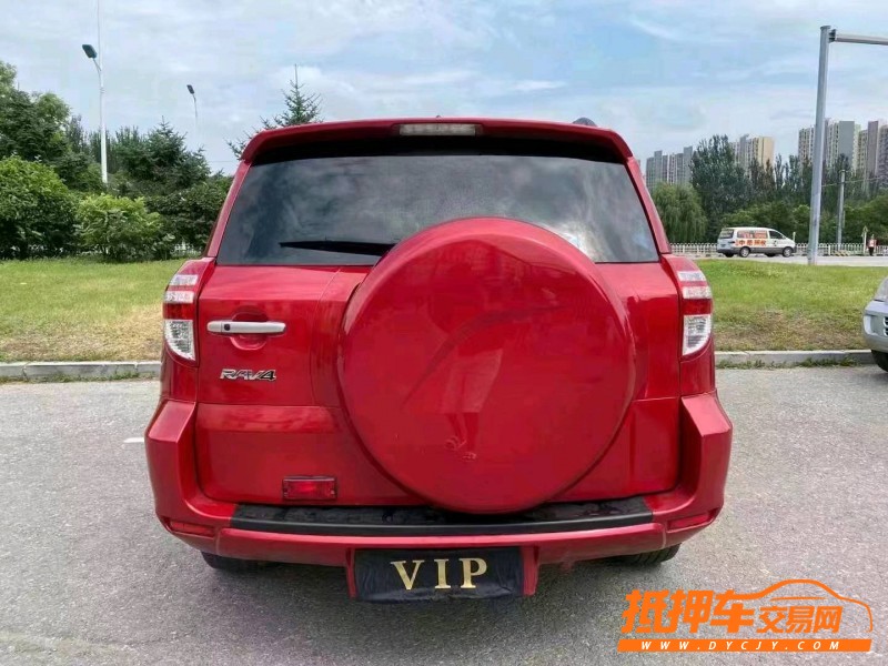 沈阳11年丰田RAV49
