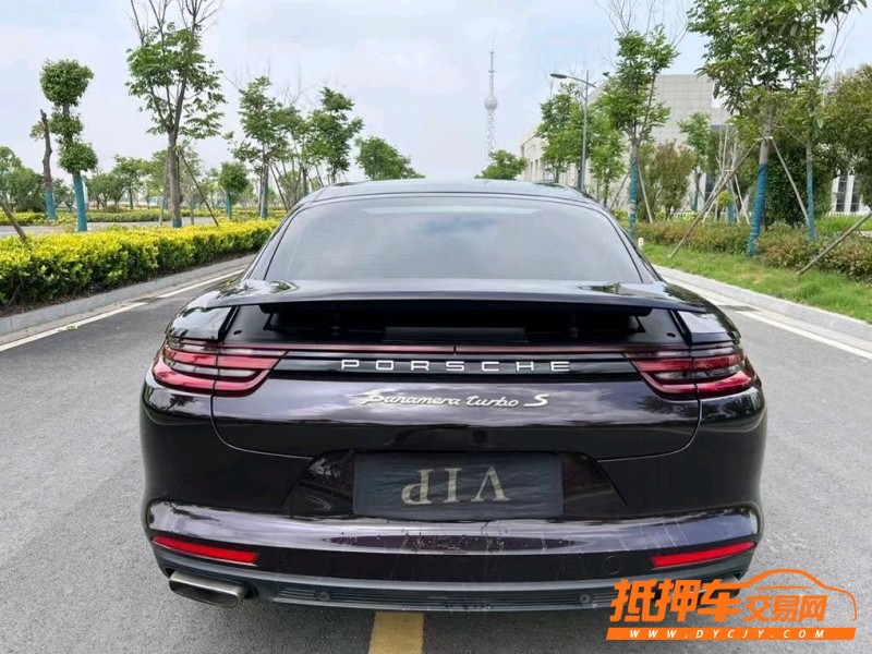 鹽城18年保時捷Panamera新能源1
