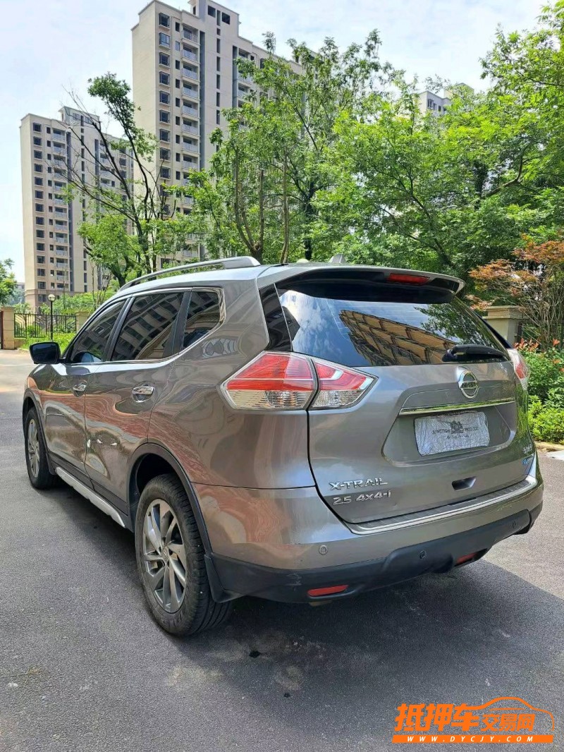 萍鄉14年日產奇駿4