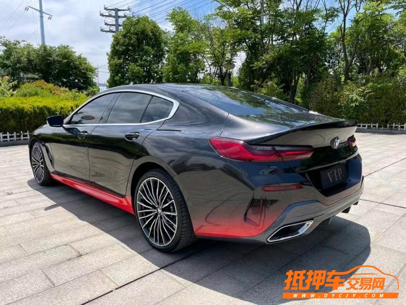 盐城21年宝马8系9