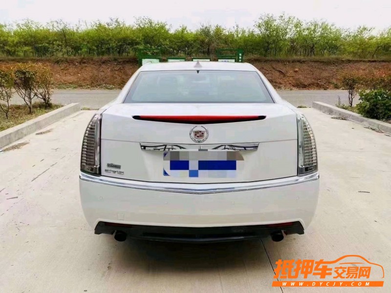 煙臺10年凱迪拉克CTS6