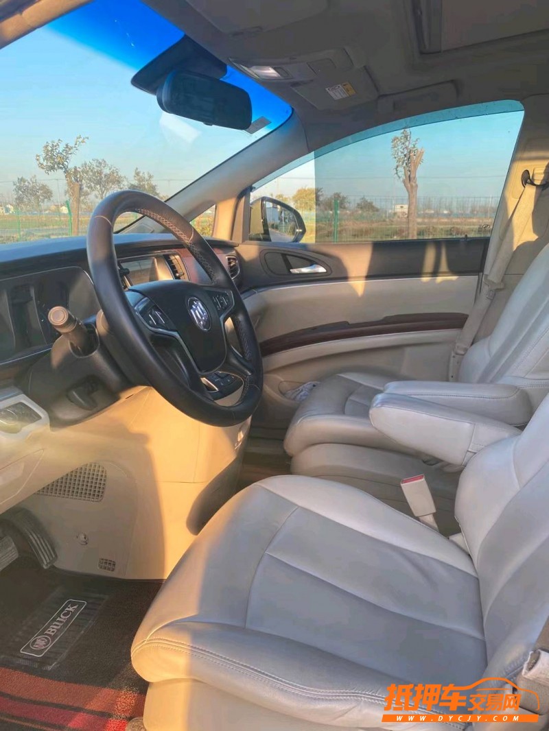 徐州16年别克GL84