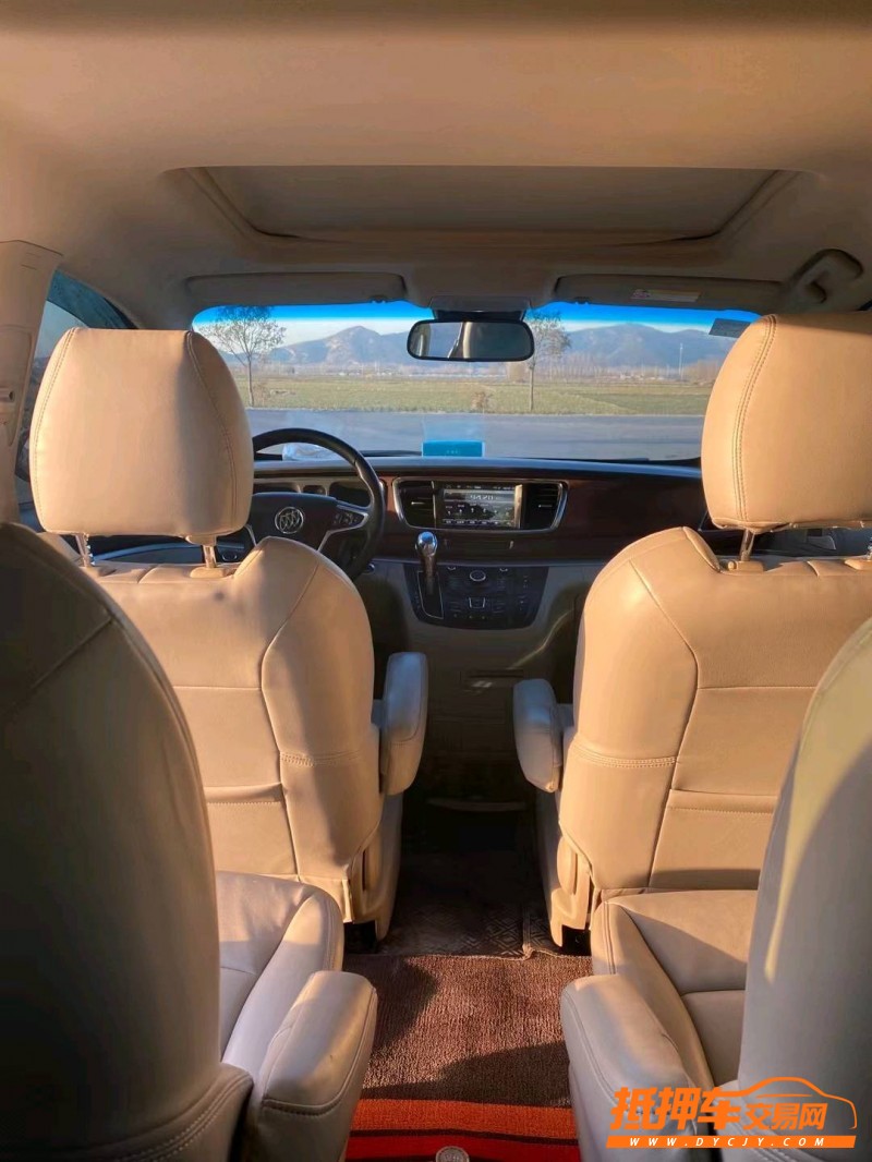 徐州16年别克GL85