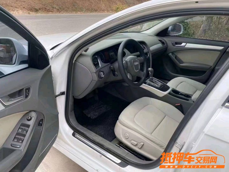 潍坊12年奥迪A4L6