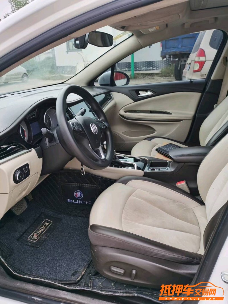 徐州17年别克威朗6