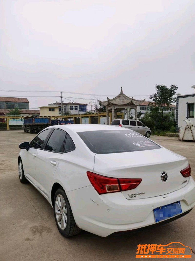 徐州17年别克威朗8