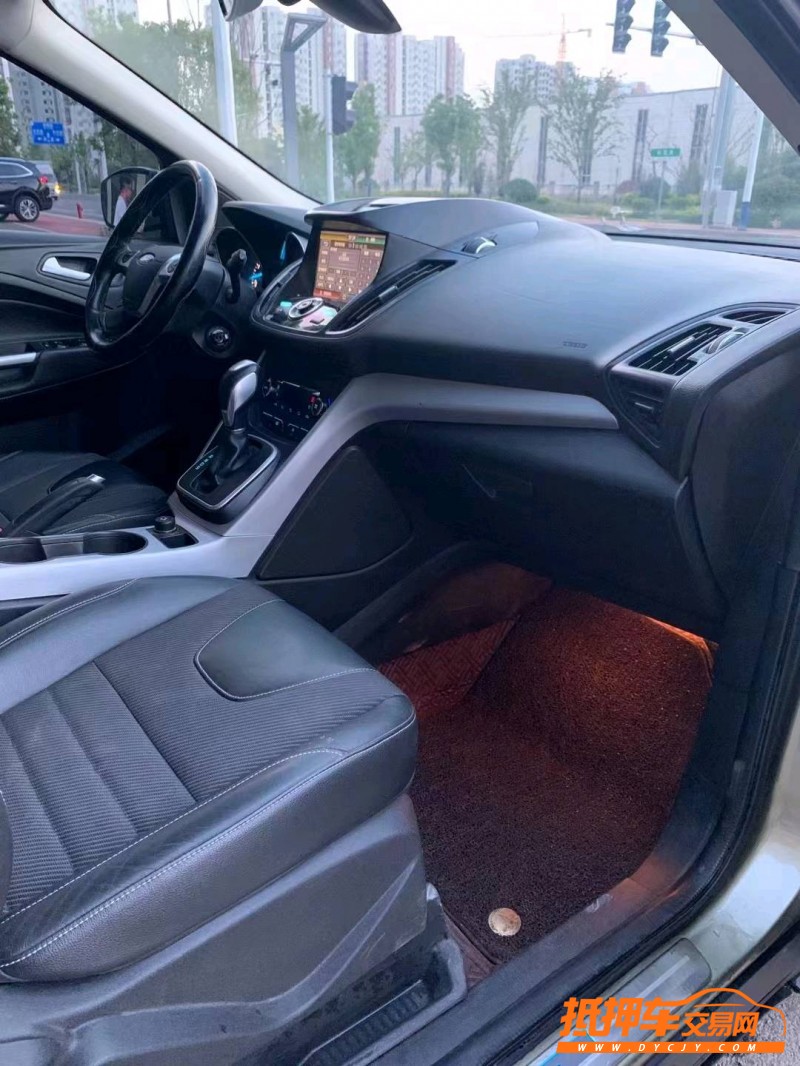 徐州16年福特翼虎5