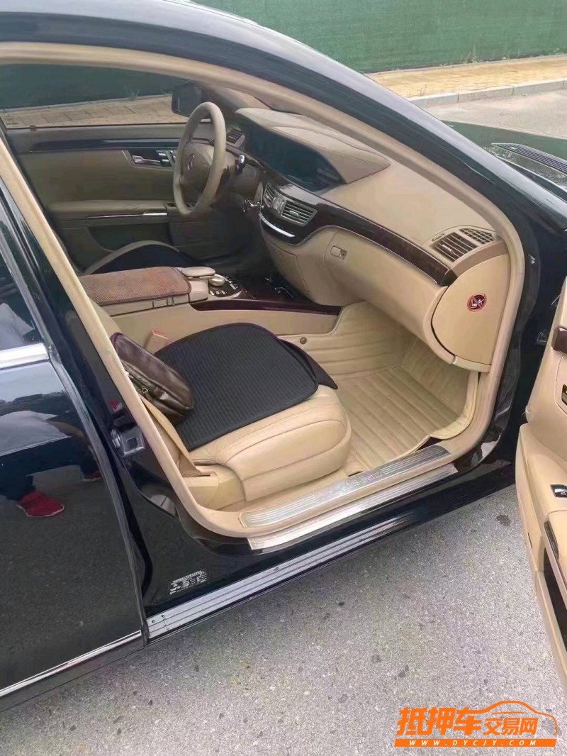 烟台11年奔驰S6