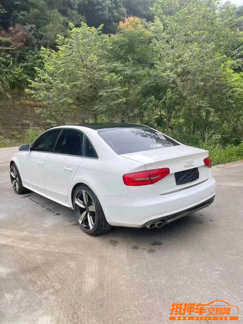 防城港14年奧迪A4L8