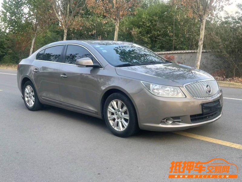 徐州13年别克君越3